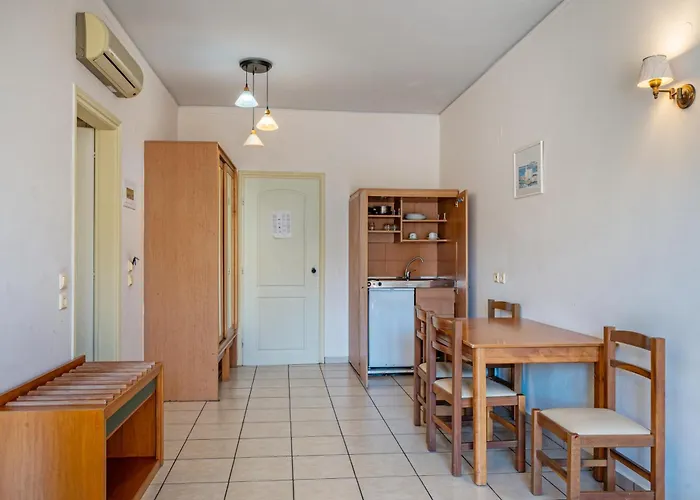 Lefkoniko & Bay Ретимно (Крит)