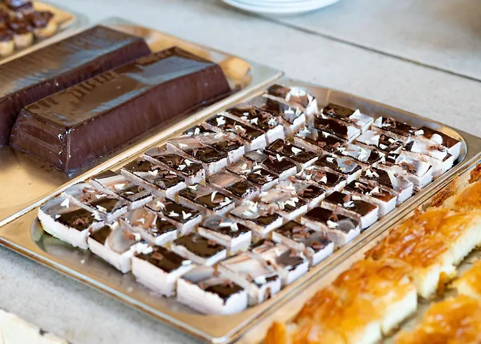 Lefkoniko & Bay Rétino