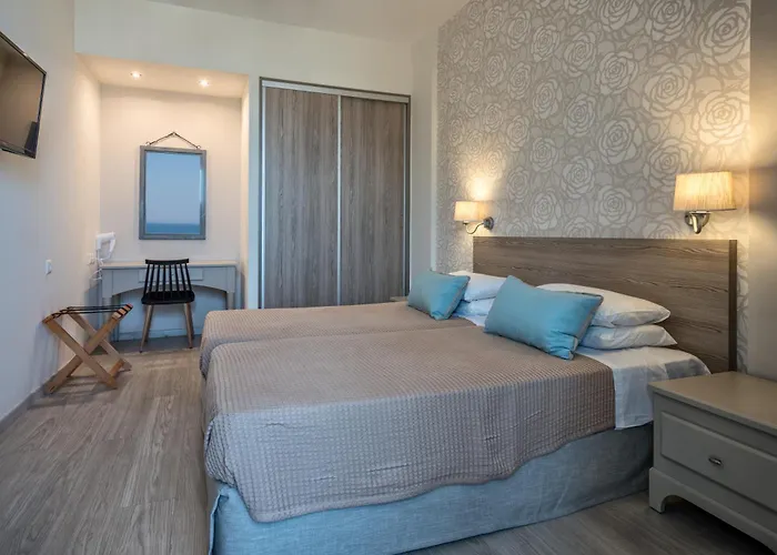 Otel Lefkoniko & Bay Resmo