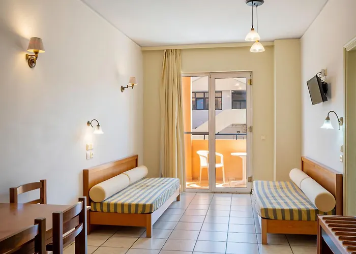 Lefkoniko & Bay Hotel Rétino